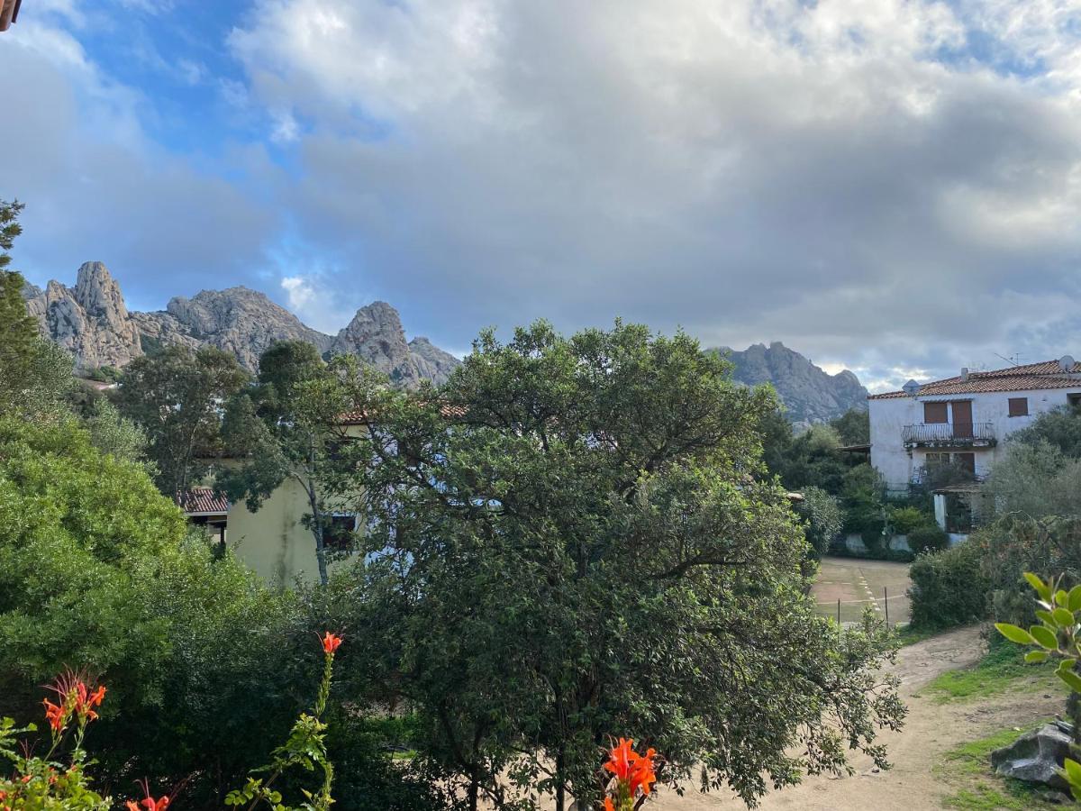 Casa Vacanza Malcusa San Pantaleo Eksteriør bilde